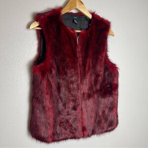 XXI Faux Fur Red/ Black Vest Size Small